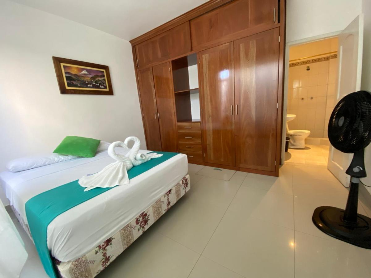 El Rincon De George Hotel Puerto Villamil Exterior photo